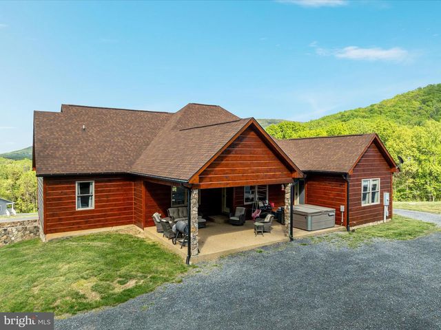 1996 BUCK MOUNTAIN RD, Bentonville, VA 22610