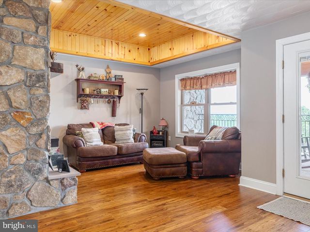 1996 BUCK MOUNTAIN RD, Bentonville, VA 22610