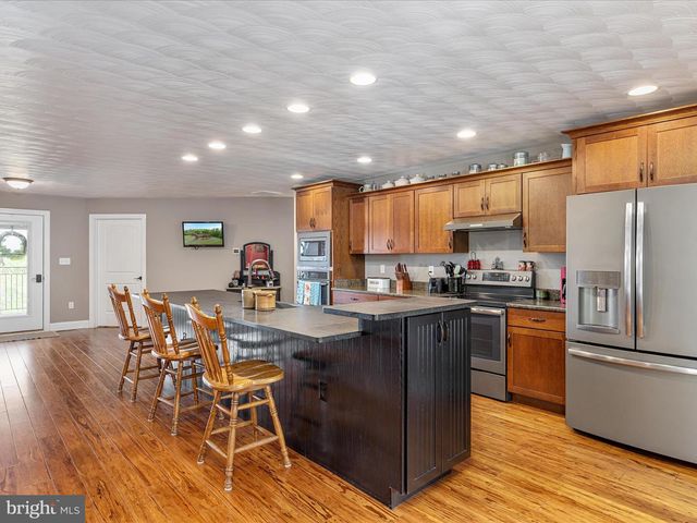 1996 BUCK MOUNTAIN RD, Bentonville, VA 22610