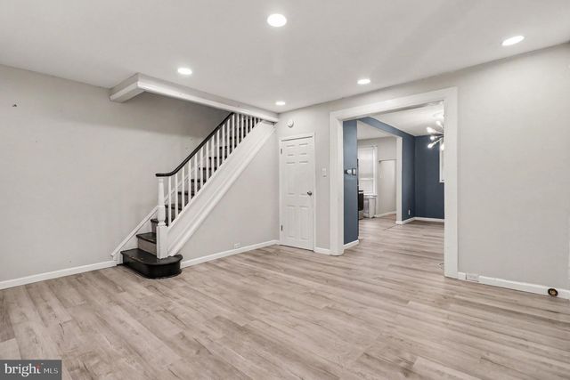 2930 N LAMBERT ST, Philadelphia, PA 19132