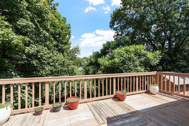 31 Spring View Dr, Lynn, MA 01904