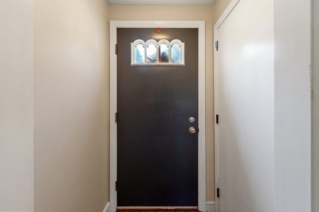 31 Spring View Dr, Lynn, MA 01904