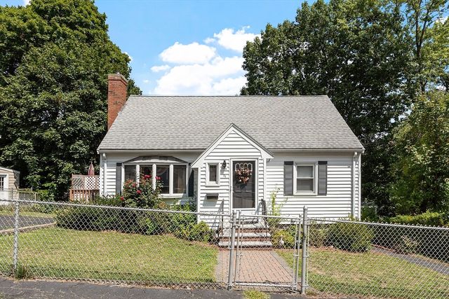 31 Spring View Dr, Lynn, MA 01904