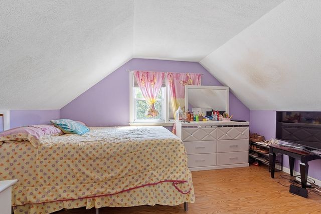 31 Spring View Dr, Lynn, MA 01904