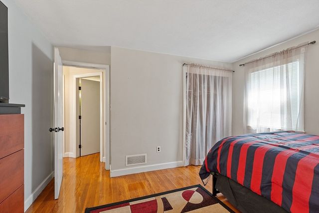 31 Spring View Dr, Lynn, MA 01904