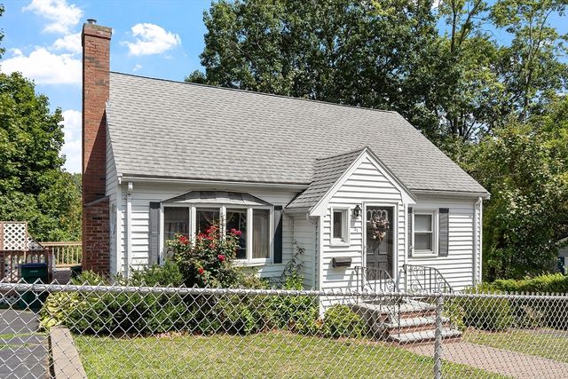 31 Spring View Dr, Lynn, MA 01904