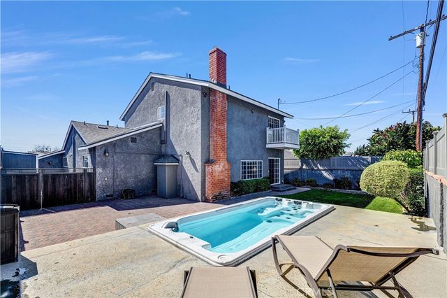 6337 Droxford St, Lakewood, CA 90713