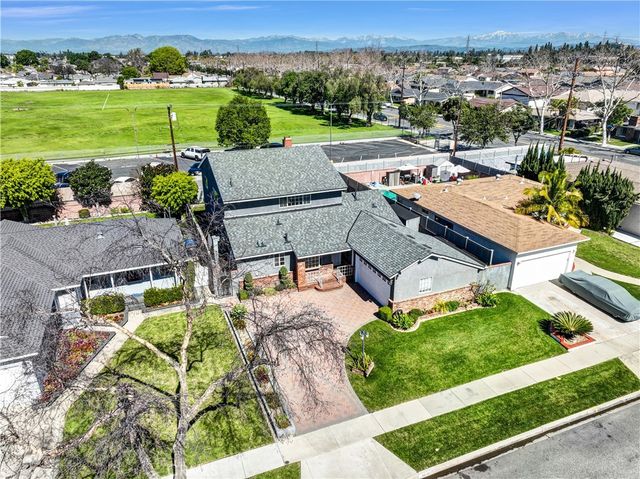 6337 Droxford St, Lakewood, CA 90713