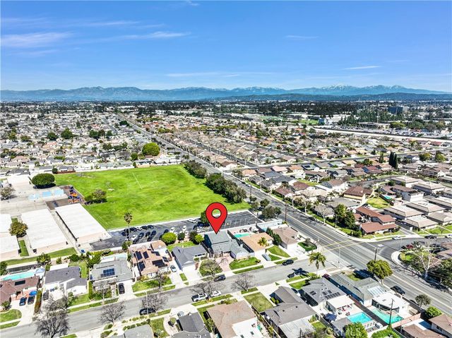 6337 Droxford St, Lakewood, CA 90713