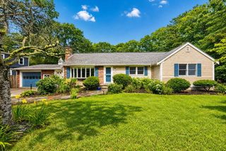 14 Veeder Drive, Teaticket, MA 02536