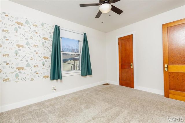 829 Perry Street, St Charles, MO 63301