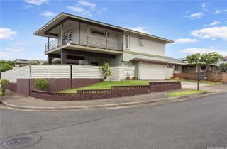94-490 Holaniku Street, Honolulu, HI 96789