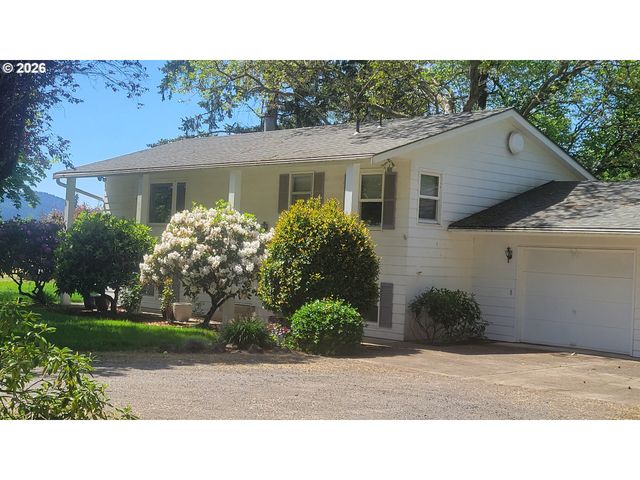 16765 Ne KINGS GRADE, Newberg, OR 97132
