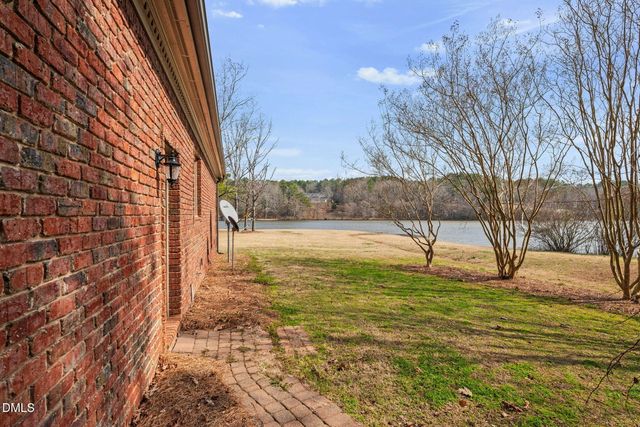631 Cross Link Drive, Angier, NC 27501