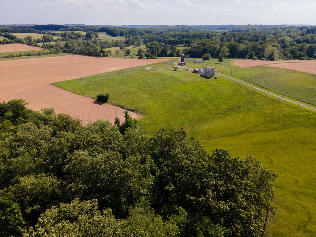 Image 13 of property listing at 4619 LONG GREEN RD, Glen Arm, MD 21057