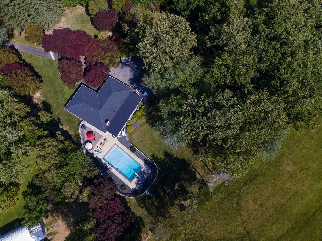 Image 16 of property listing at 4619 LONG GREEN RD, Glen Arm, MD 21057