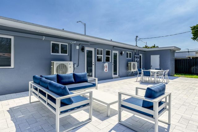 2009 NE 26th Street, Wilton Manors, FL 33305