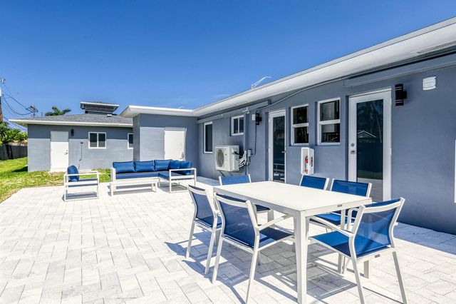 2009 NE 26th Street, Wilton Manors, FL 33305