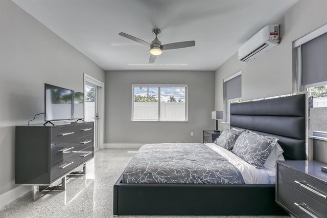 2009 NE 26th Street, Wilton Manors, FL 33305