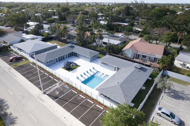 2009 NE 26th Street, Wilton Manors, FL 33305
