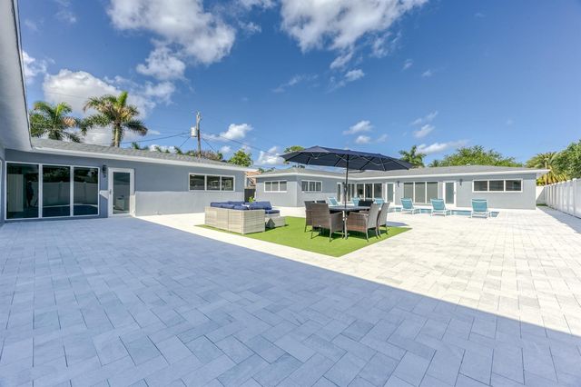 2009 NE 26th Street, Wilton Manors, FL 33305