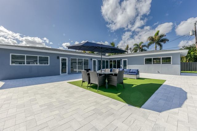 2009 NE 26th Street, Wilton Manors, FL 33305