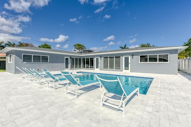 2009 NE 26th Street, Wilton Manors, FL 33305