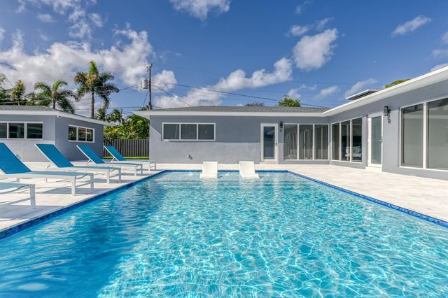 2009 NE 26th Street, Wilton Manors, FL 33305