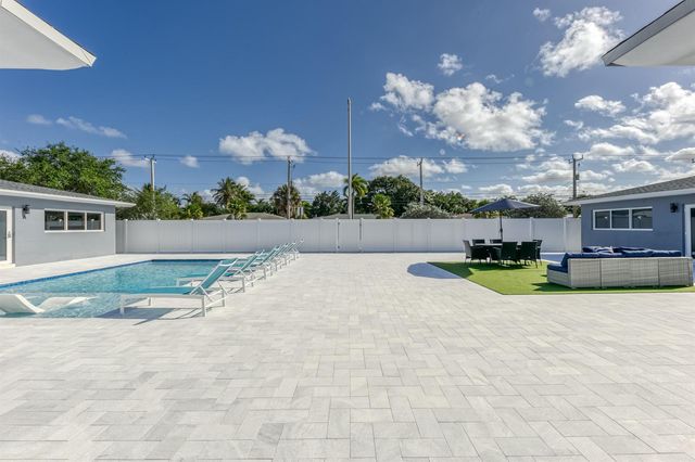 2009 NE 26th Street, Wilton Manors, FL 33305