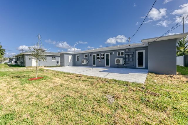 2009 NE 26th Street, Wilton Manors, FL 33305