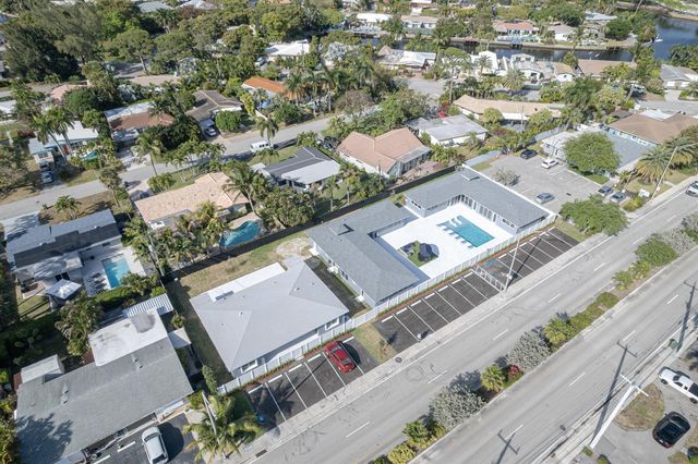 2009 NE 26th Street, Wilton Manors, FL 33305