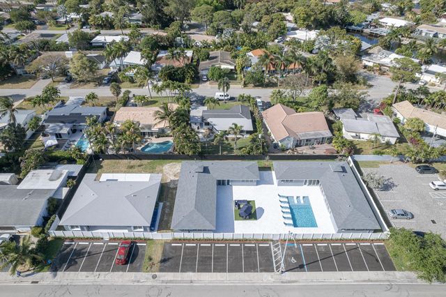 2009 NE 26th Street, Wilton Manors, FL 33305