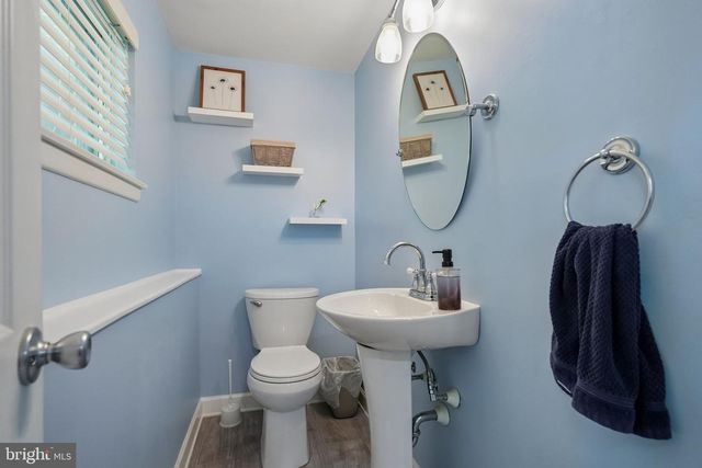 215 WEDGEWOOD, Blackwood, NJ 08012
