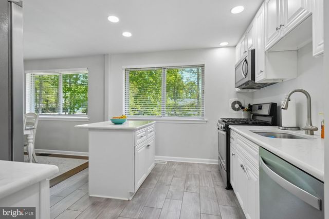 215 WEDGEWOOD, Blackwood, NJ 08012