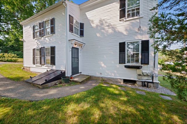 196 South Street A, Hingham, MA 02043