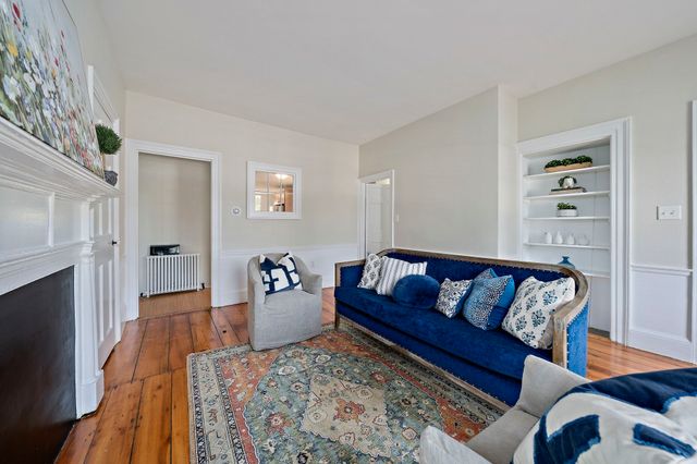 196 South Street A, Hingham, MA 02043