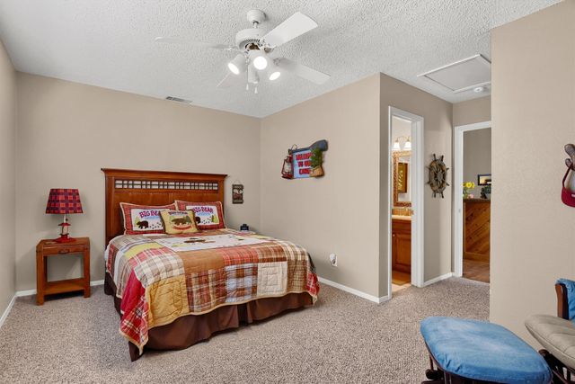 1214 Kiowa Drive E, Lake Kiowa, TX 76240