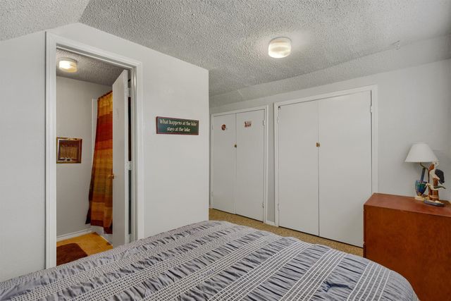 1214 Kiowa Drive E, Lake Kiowa, TX 76240