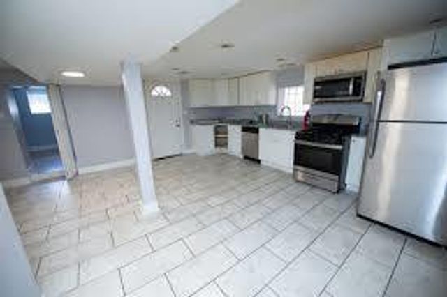 4833 N Ridgeway Avenue G, Chicago, IL 60625