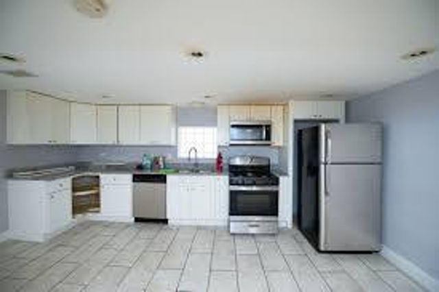 4833 N Ridgeway Avenue G, Chicago, IL 60625