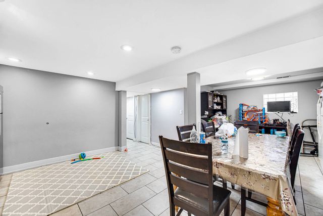 4833 N Ridgeway Avenue G, Chicago, IL 60625