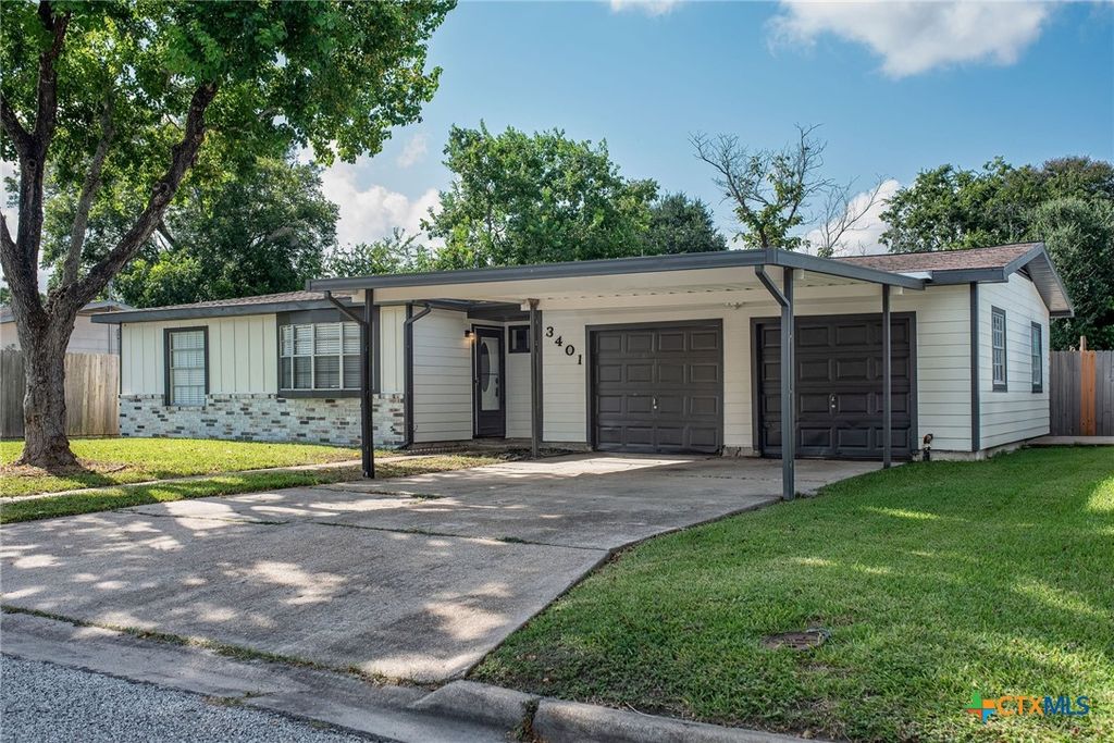 3401 Meadowlane Street, Victoria, TX 77901