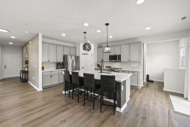 3812 Park Street, Grove City, OH 43123