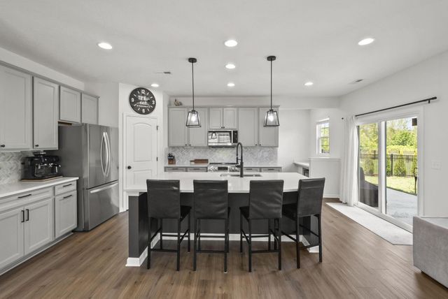 3812 Park Street, Grove City, OH 43123