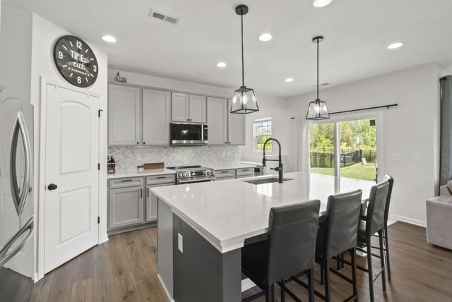 3812 Park Street, Grove City, OH 43123