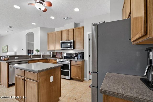 1612 CREEK POINT Boulevard, Jacksonville, FL 32218