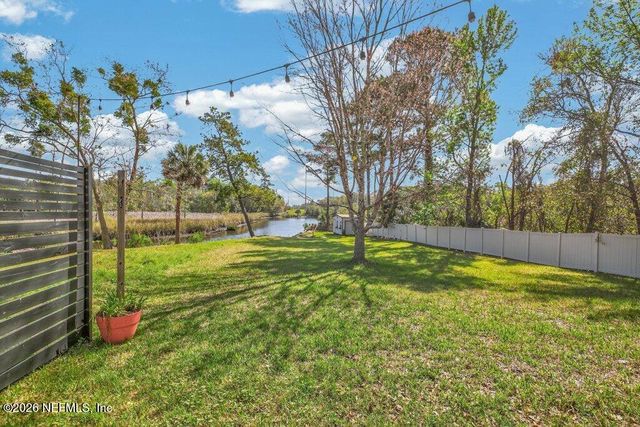 1612 CREEK POINT Boulevard, Jacksonville, FL 32218