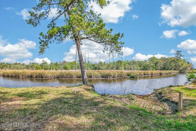 1612 CREEK POINT Boulevard, Jacksonville, FL 32218