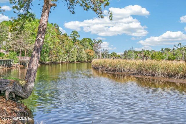 1612 CREEK POINT Boulevard, Jacksonville, FL 32218