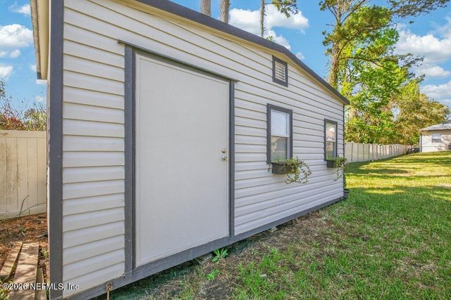 1612 CREEK POINT Boulevard, Jacksonville, FL 32218